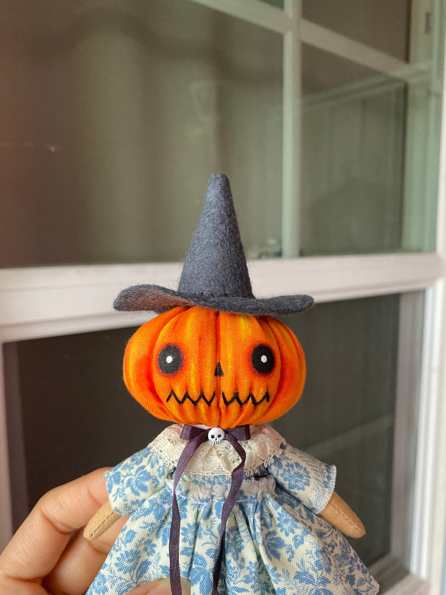 Small Pumpkin Witch doll